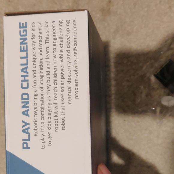 Sillbird, solar robotic creation kit ages 8+ - Picture 3 of 9